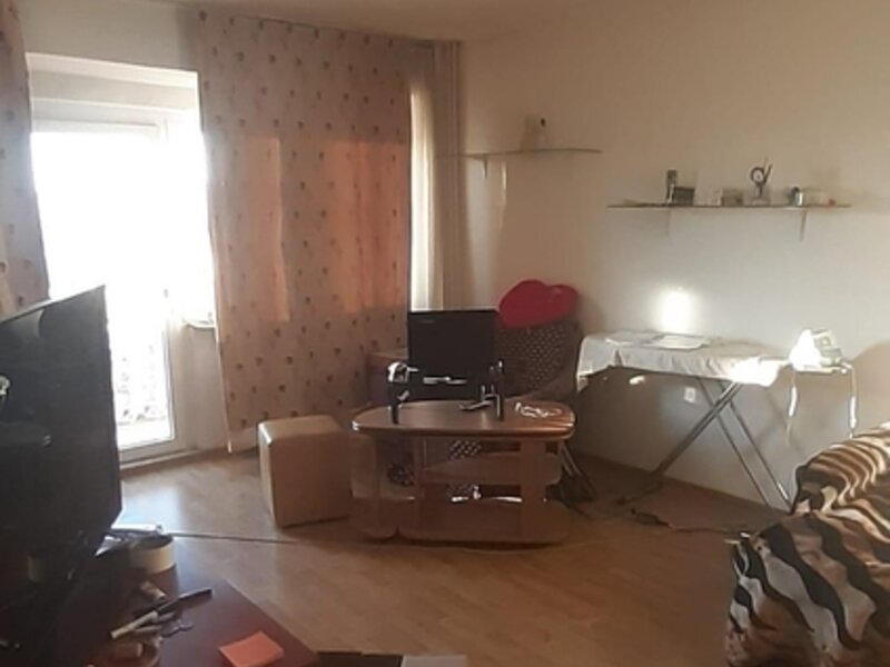 Garsoniera Crangasi Metrou Piata confort 1 etaj 7/8 supr